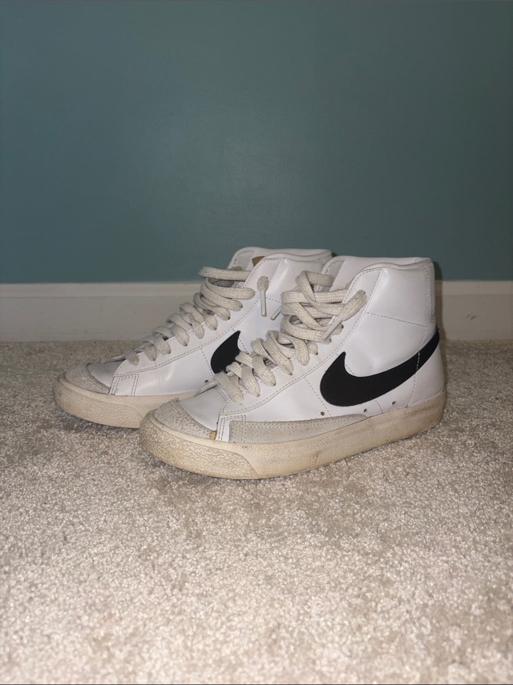 NIKE Blazers Mid 77'